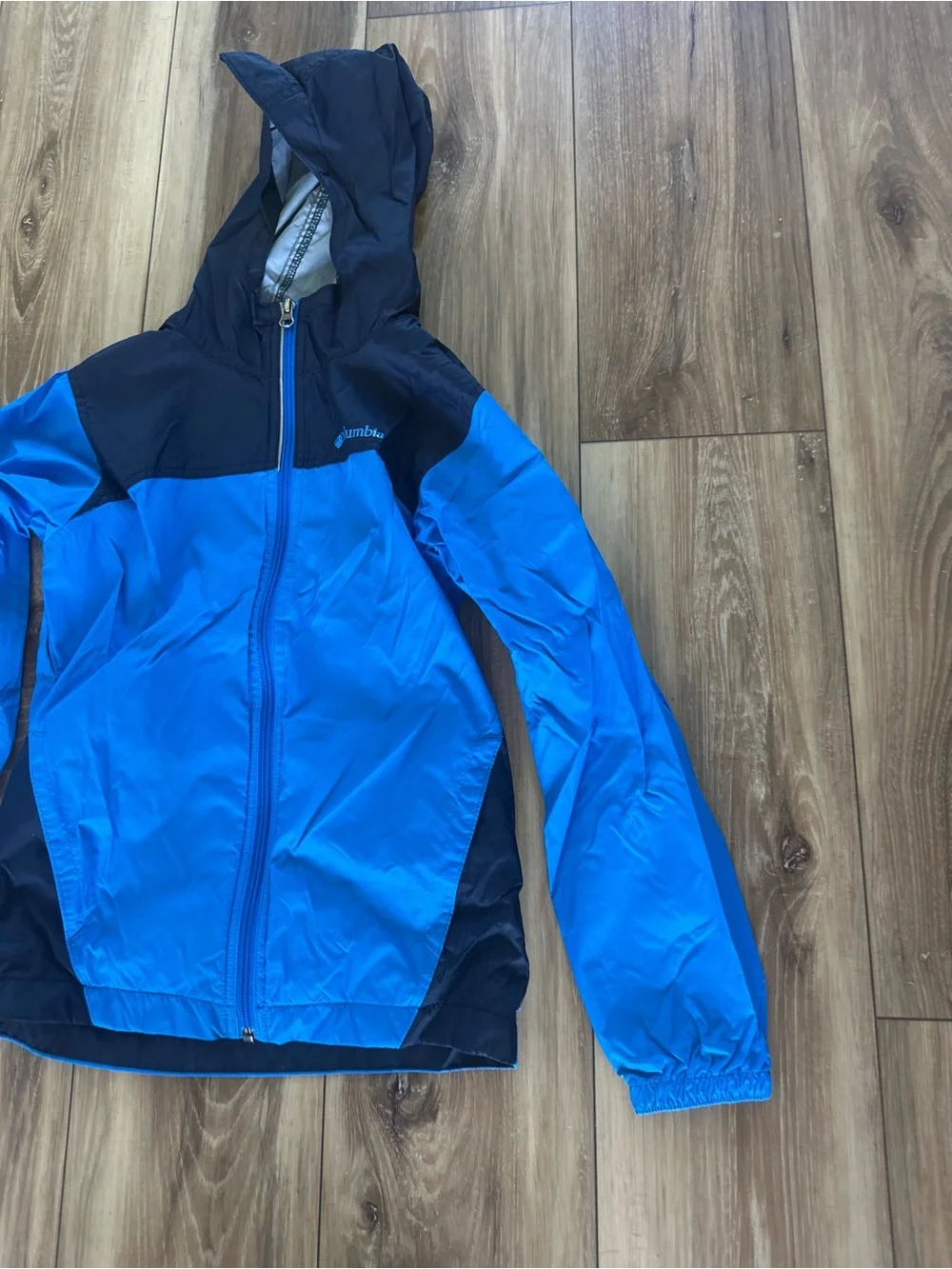 Columbia Kids Blue Hooded full zip Rain Jacket size medium (10/12)
